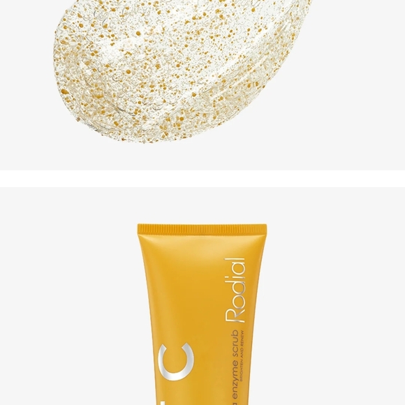 Rodial Vit C Papaya Enzyme Scrub in - Picture 3 of 3